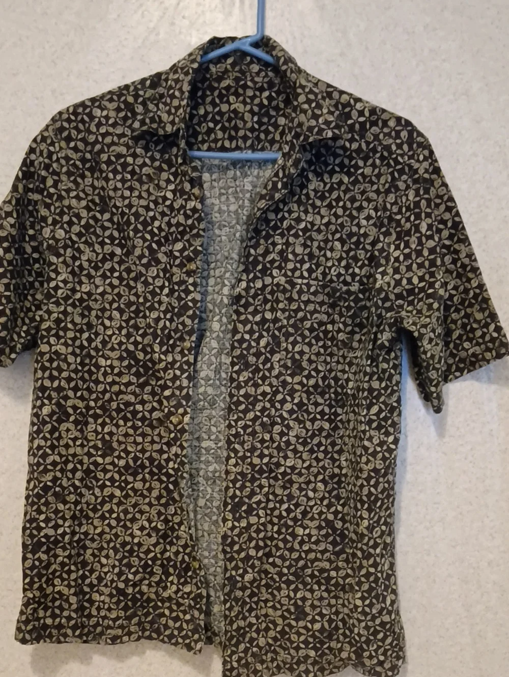 Short-Sleeve Lightweight Shirt Jacket in Black & Cream